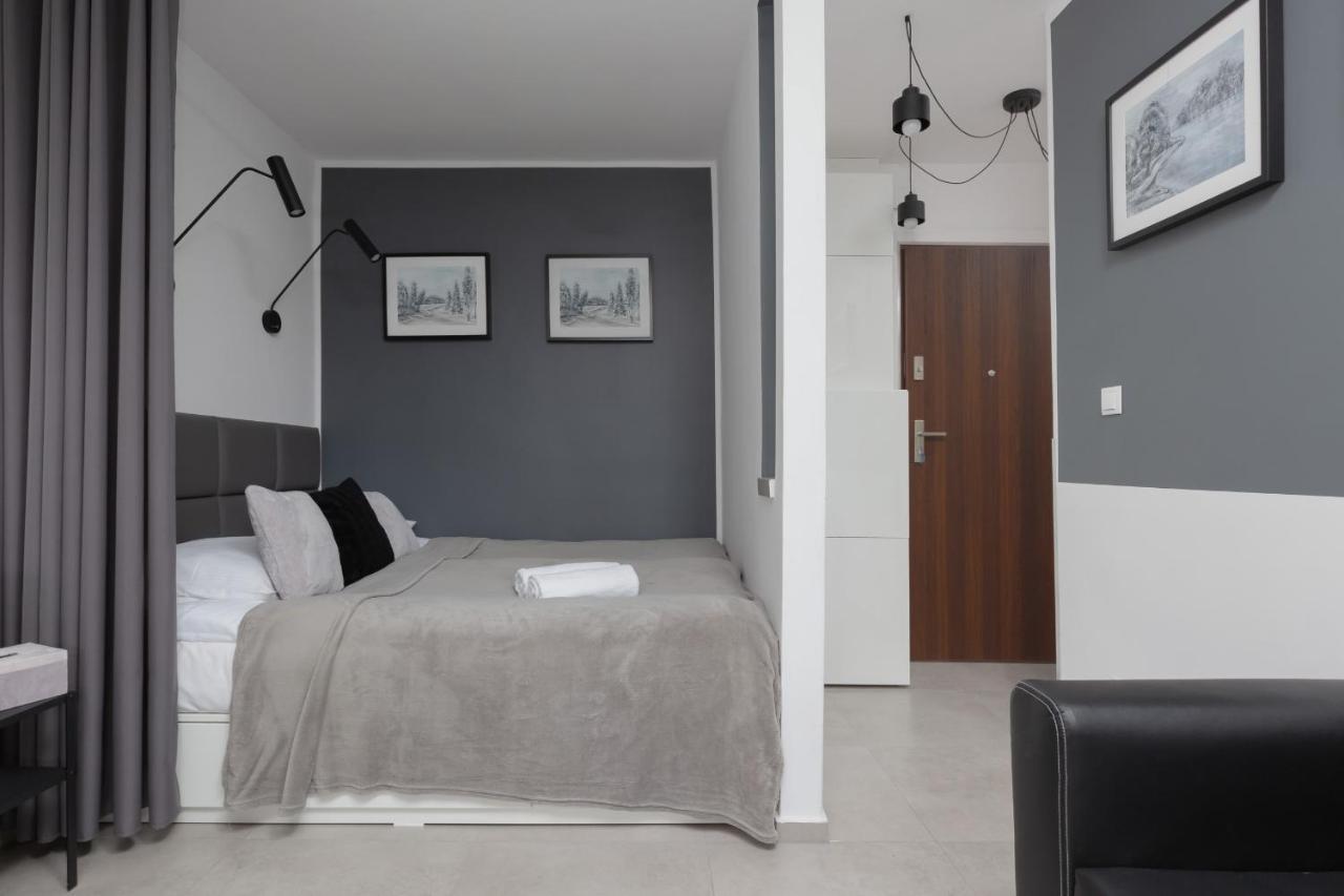 Metro Wierzbno Cozy Studio Mokotow By Noclegi Renters وارسو المظهر الخارجي الصورة